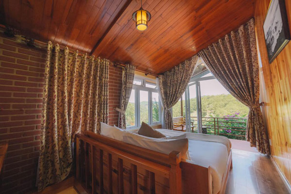 Các phòng tại Zen Valley Dalat đều có view nhìn ra thiên nhiên xanh mát
