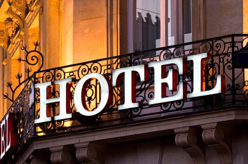 Điều kiện kinh doanh khách sạn là gì?
